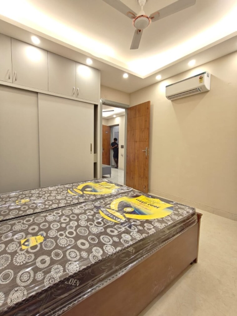 Bedroom, saurabh-niwas 2 Bedroom 1000 Sq.Ft. Builder Floor In Sector 40 Gurgaon 9221313