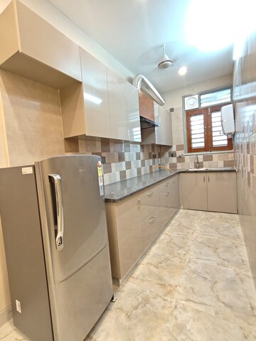 Kitchen in 2 BHK Builder Floor at Saurabh Niwas, Sector 40 – for Rent