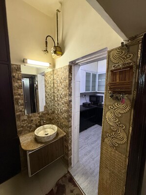  2 BHK Builder Floor at Veera Safdarjung Enclave, Safdarjung Enclave – for Rent