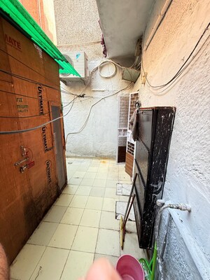  2 BHK Builder Floor at Veera Safdarjung Enclave, Safdarjung Enclave – for Rent