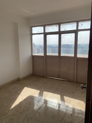 Room in 3 BHK Apartment at Sarvome Shree Homes, Sector 45 – for Sale