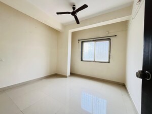 Room in 1 BHK Apartment at Wadgaon Sheri – for Rent