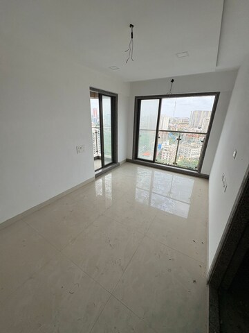 Room in 3 BHK Apartment at Neminath Avenue, Andheri West – for Sale