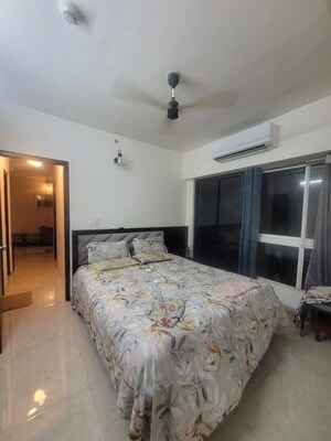 2 BHK Apartment For Rent in Lodha Amara, Kolshet Road