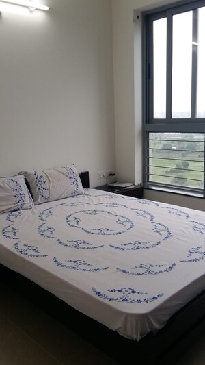 Bedroom in 2 BHK Apartment at Amanora Future Towers, Hadapsar – for Sale