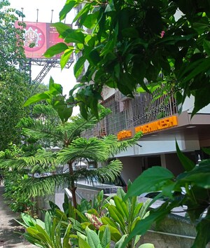 2 BHK Apartment – Exterior View View at Reputed Hrishikesh Apartment, Prabhadevi - for Rent