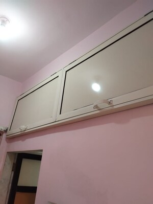 Furnished Amenities in 2 BHK Apartment at New Heritage CHS, Dahisar West – for Rent