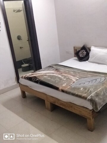 Bedroom in 3 BHK Villa at Amrapali Leisure Valley, Tech Zone 4 Greater Noida – for Rent