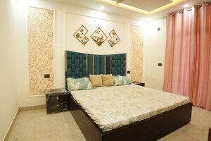 Bedroom in 2 BHK Builder Floor at Ultima 107, Sector 104 – for Sale