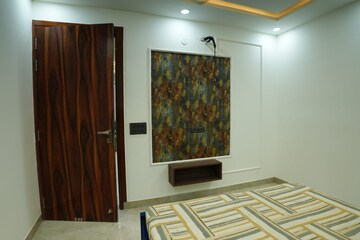 Bedroom in 2 BHK Builder Floor at Ultima 107, Sector 104 – for Sale