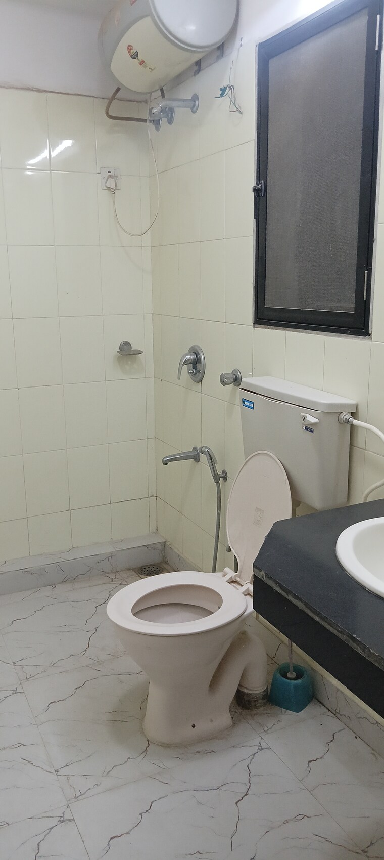 Bathroom, royal-palms 4 Bedroom 1800 Sq.Ft. Apartment In Goregaon East Mumbai 9221557