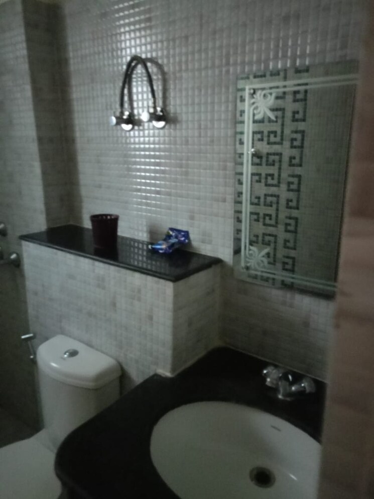 Bathroom, bbd-green-city-sun-breeze-apartments 3 Bedroom 1705 Sq.Ft. Apartment In Gomti Nagar Lucknow 9221583