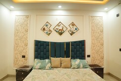 2 BHK Builder Floor For Sale in Ultima 107