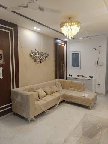 Living Room in 2 BHK Builder Floor at Ultima 107, Sector 104 – for Sale