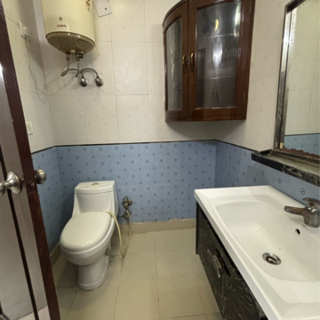Bathroom in 3 BHK Builder Floor at Malviya Nagar – for Rent