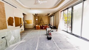 Parking in 5 BHK Builder Floor at Neeti Bagh – for Sale