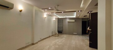 Room in 3 BHK Builder Floor at Sushant Lok I – for Rent