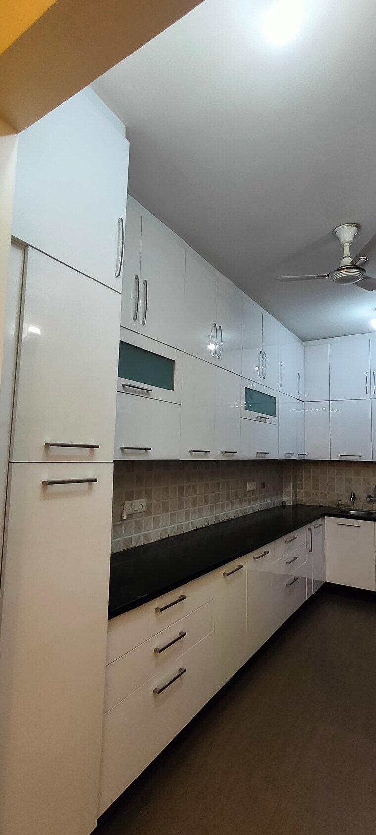 Kitchen, sushant lok i 3 Bedroom 1900 Sq.Ft. Builder Floor In Sushant Lok I Gurgaon 9221635