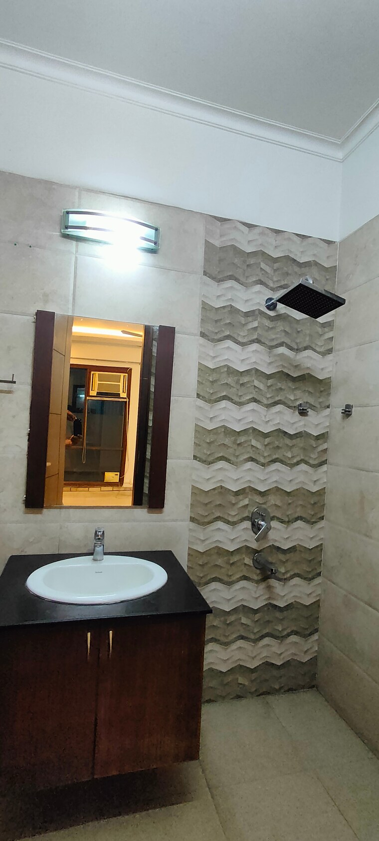Bathroom, sushant lok i 3 Bedroom 1900 Sq.Ft. Builder Floor In Sushant Lok I Gurgaon 9221635