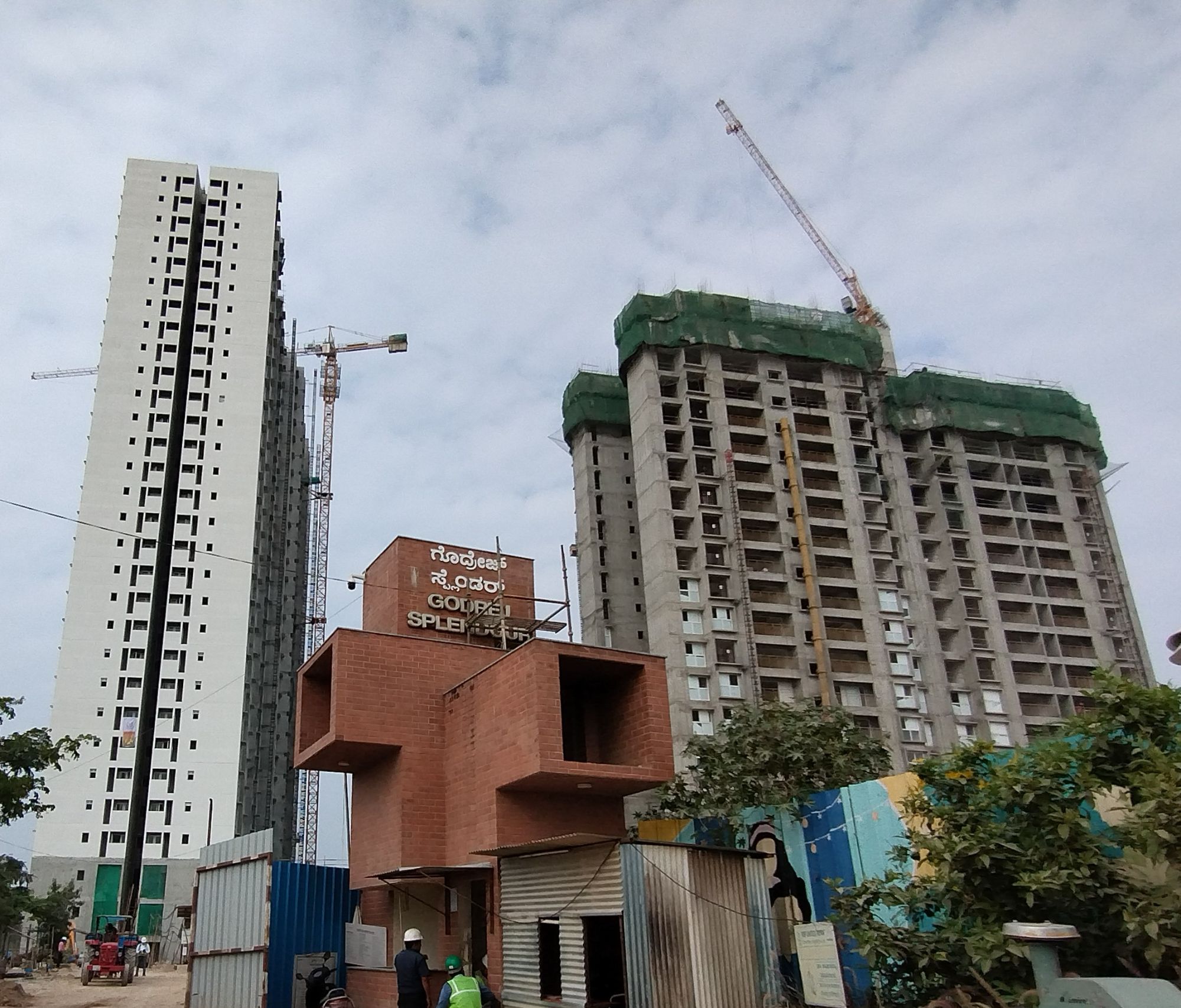 2 BHK Apartment For Sale in Godrej Splendour