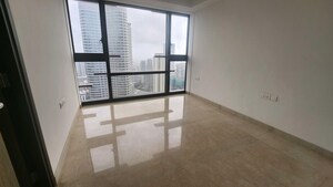 Room in 3 BHK Apartment at Lodha The Park, Worli – for Rent