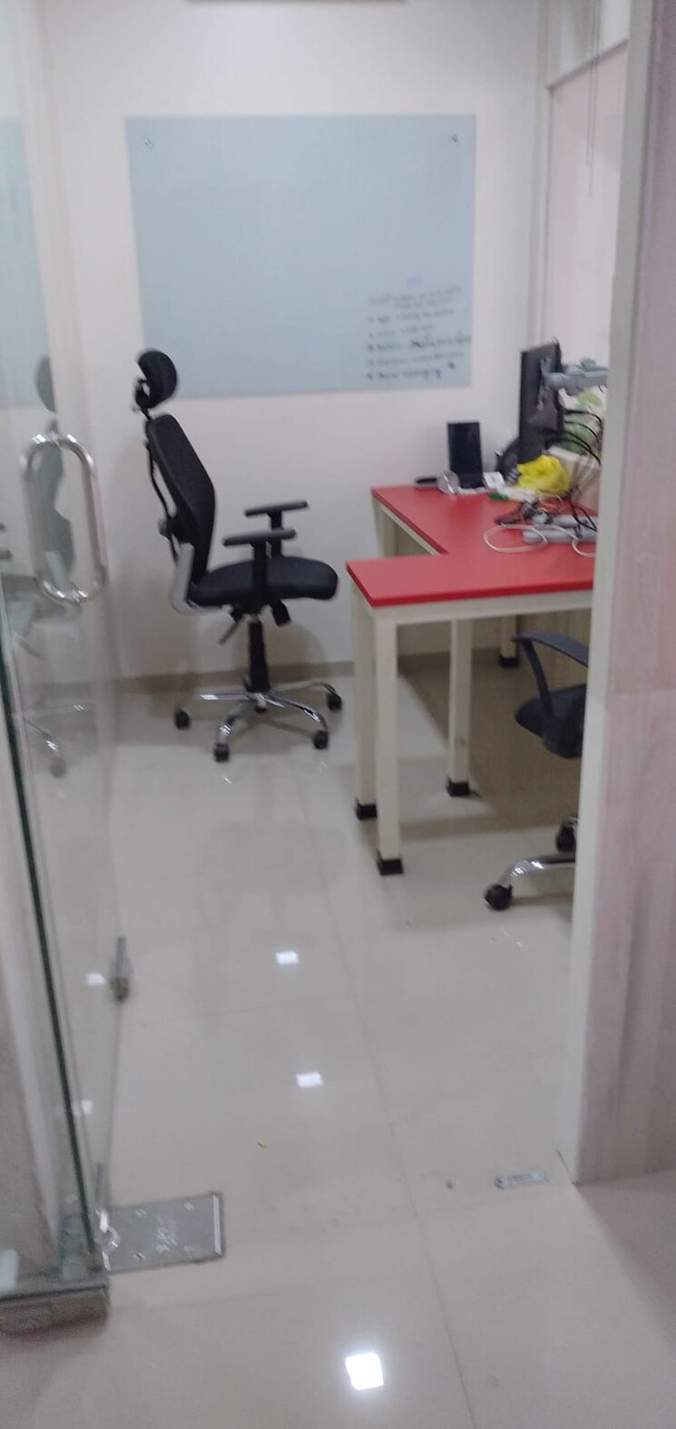 Team Area, gandharv-galaxia Commercial Office Space 880 Sq.Ft. In Hadapsar Pune 9221680