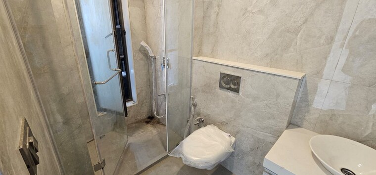 Bathroom, s-raheja-panorama 3 Bedroom 1259 Sq.Ft. Apartment In Santacruz West Mumbai 9221671
