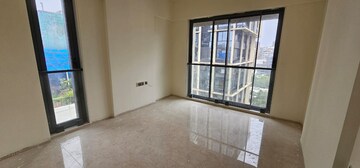 Room in 3 BHK Apartment at S Raheja Panorama, Santacruz West – for Rent