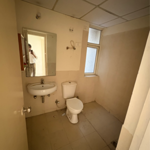 Team Area in 4 BHK Apartment at Piedmont Taksila Heights, Sector 37c – for Rent