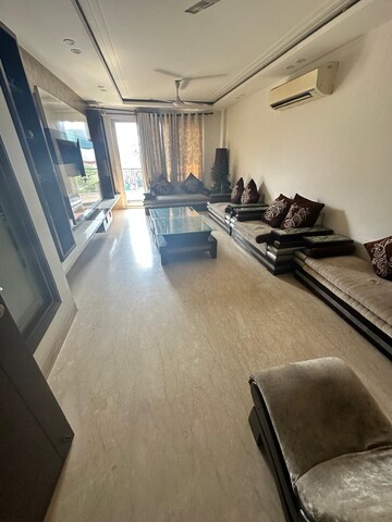 Gym in 3 BHK Builder Floor at Greater Kailash ii – for Rent
