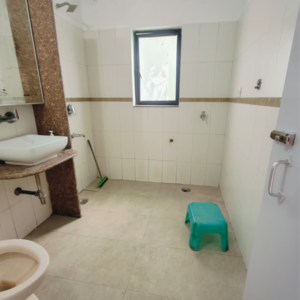 Bathroom in 1 BHK Builder Floor at Saket – for Rent