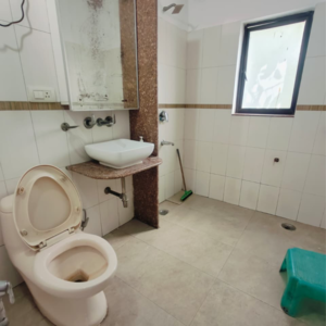 Bathroom in 1 BHK Builder Floor at Saket – for Rent