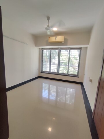 Room in 3 BHK Apartment at Leocadia Apartment, Santacruz West – for Rent