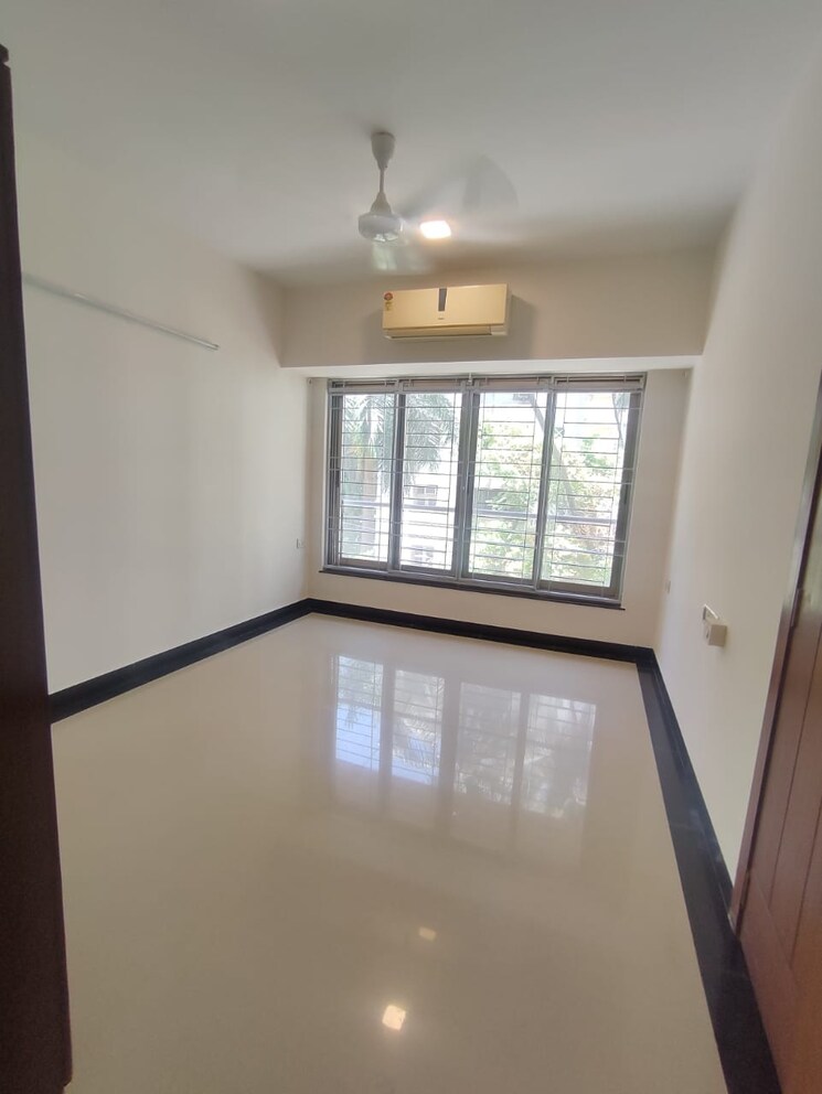 Room, leocadia-apartment 3 Bedroom 1200 Sq.Ft. Apartment In Santacruz West Mumbai 9221724