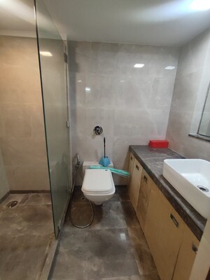 Bathroom in 3 BHK Apartment at Leocadia Apartment, Santacruz West – for Rent
