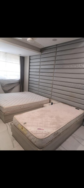 Bedroom in 2 BHK Apartment at Atlanta Heights, Prabhadevi – for Rent
