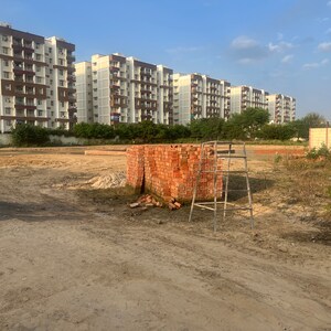  Plot – Exterior View View at Maruti Kunj - for Sale