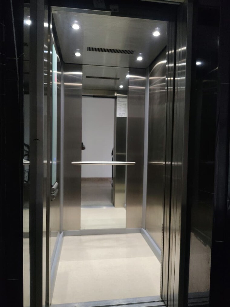 undefined, panchsheel park 4 Bedroom 500 Sq.Yd. Builder Floor In Panchsheel Park Delhi 9221790