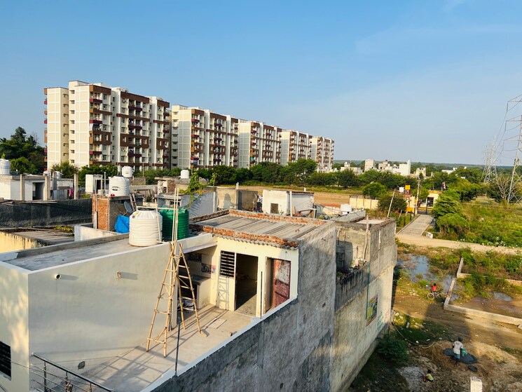 Listing Cover Image