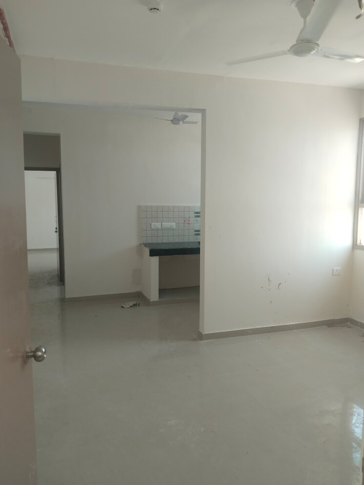 Room, pareena-om-apartments 2 Bedroom 647 Sq.Ft. Apartment In Sector 112 Gurgaon 9221833