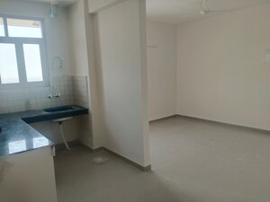 Room in 2 BHK Apartment at Pareena Om Apartments, Sector 112 – for Rent