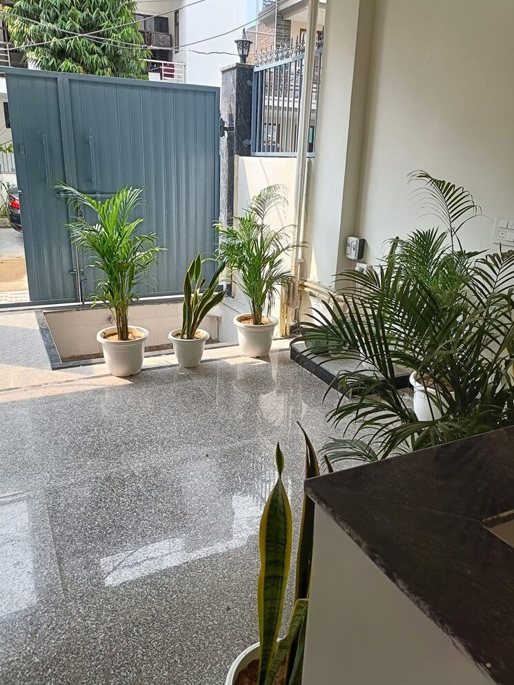 Balcony, ambience-creacions 1 RK 350 Sq.Ft. Apartment In Sector 22 Gurgaon 9221811