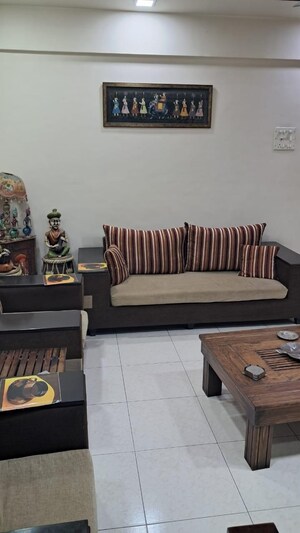 Living Room in 3 BHK Independent House at Gomti Nagar – for Rent