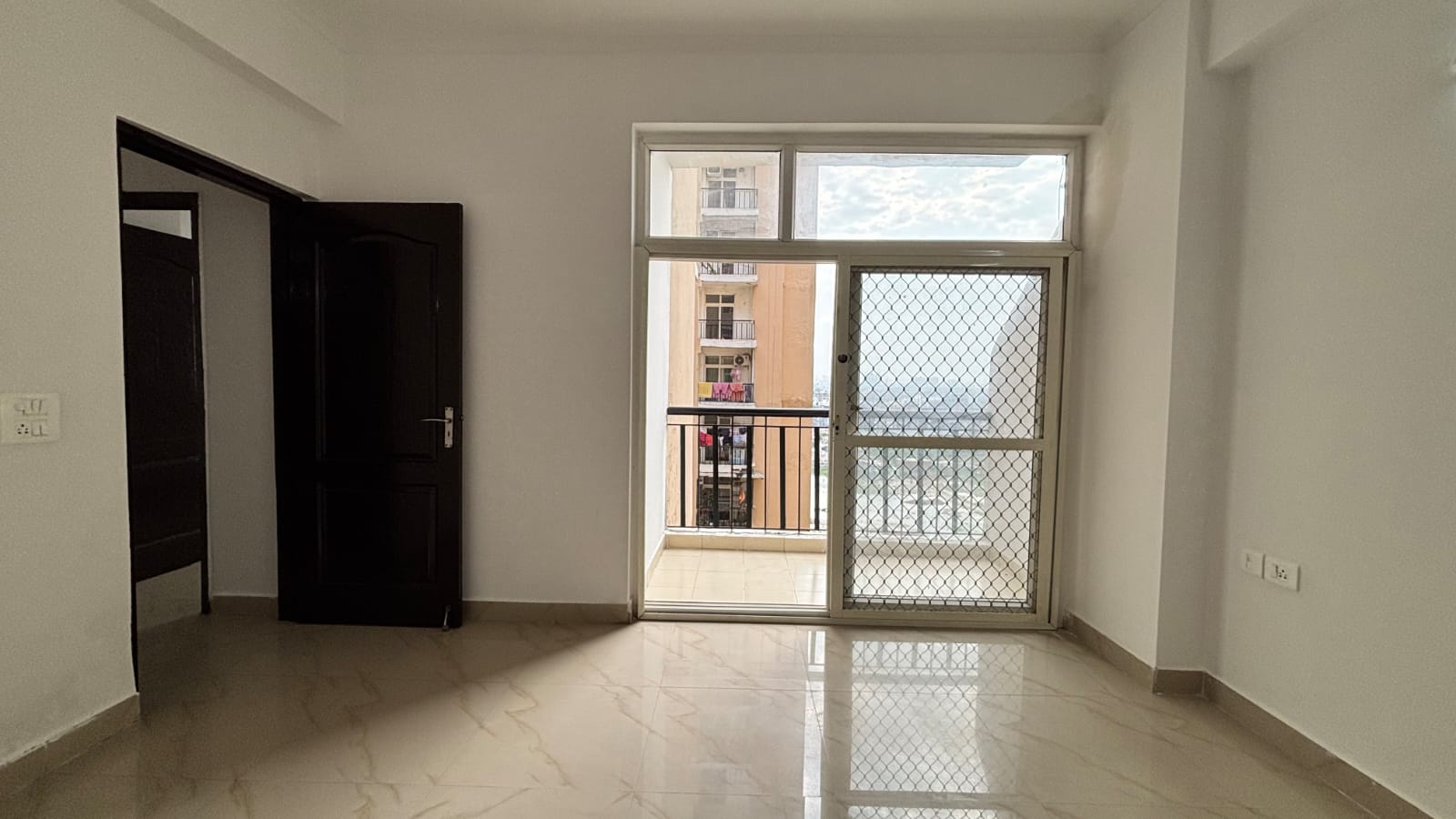 3 BHK Apartment For Sale in SCC Heights