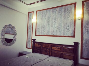 Bedroom in 2.5 BHK Apartment at Mahagun Moderne, Sector 78 – for Sale