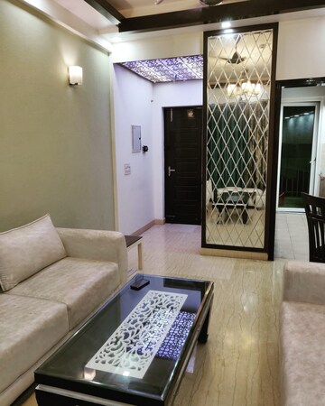 Living Room in 2.5 BHK Apartment at Mahagun Moderne, Sector 78 – for Sale