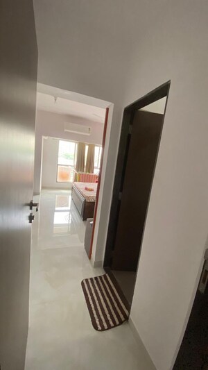 Room in 2 BHK Apartment at Atul Blue Empire, Kandivali West – for Sale