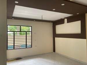 Room in 3 BHK Independent House at Kursi Road – for Sale