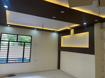 Room in 3 BHK Independent House at Kursi Road – for Sale