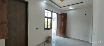Master Bedroom in 2 BHK Builder Floor at Sector 73 – for Sale